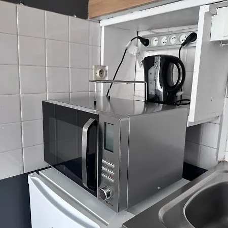 - Bordeaux Apartment